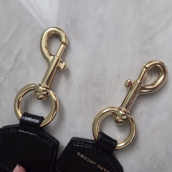 Marc Jacobs Black and Gold Strap - Picture 5 of 6